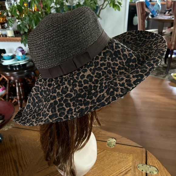 Vintage Floppy Wide Leopard Brim Sun Hat - Picture 7 of 7